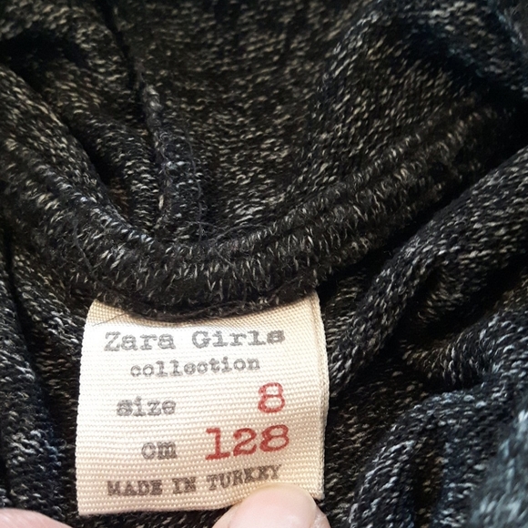 size 8 girls black long sleeve Hoodie shirt - Picture 4 of 6